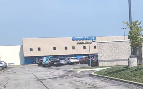 European reported having sudden strange printer malfunction and going to Goodwill to quickly replace, where ran into human trafficking gang targeting him and possibly trying to abduct him for forced labor exploitation by trying to create manufactured police&nbsp;records…